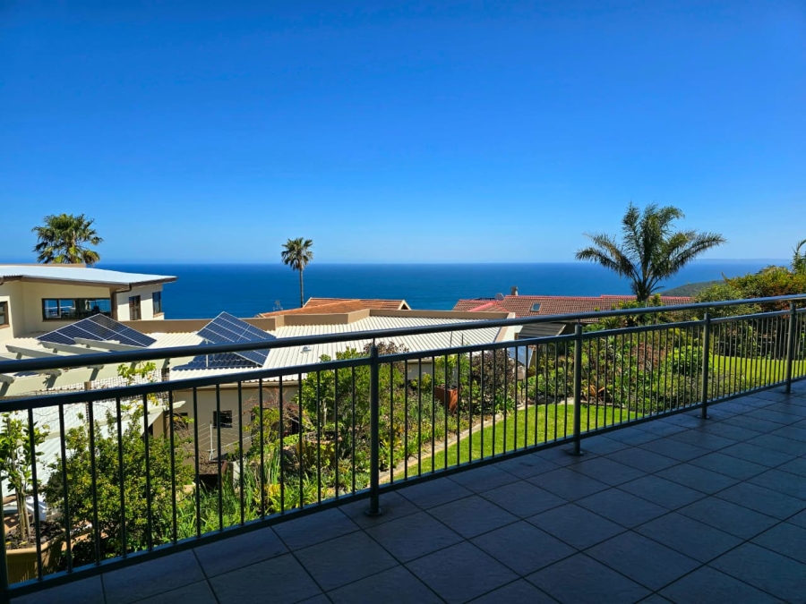 To Let 3 Bedroom Property for Rent in Herolds Bay Western Cape